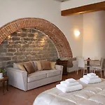 Konukevi La Corte Del Re & Arezzo