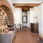 La Corte Del Re & Konukevi Arezzo