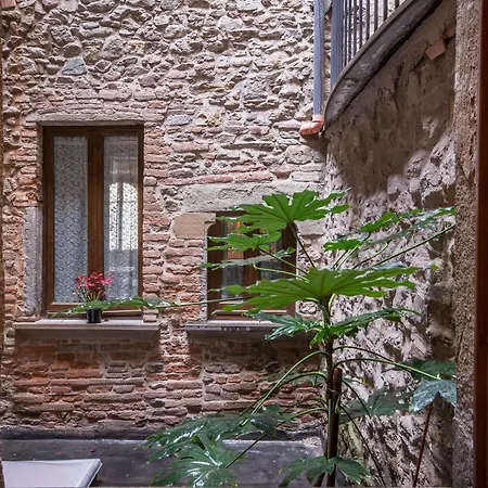 Pensjonat La Corte Del Re & Arezzo