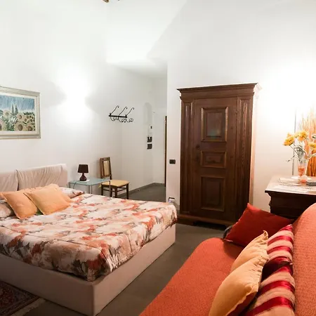 La Corte Del Re & Guest house 2*