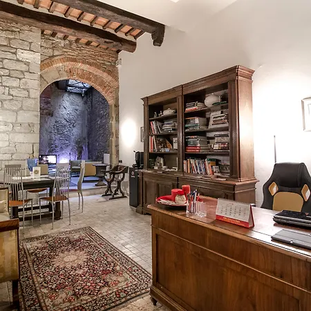 Pensjonat La Corte Del Re & 4*
