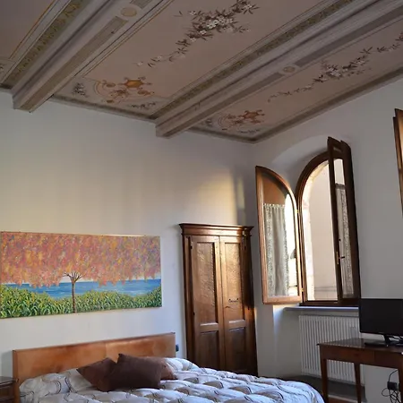 Guest house La Corte Del Re & Arezzo